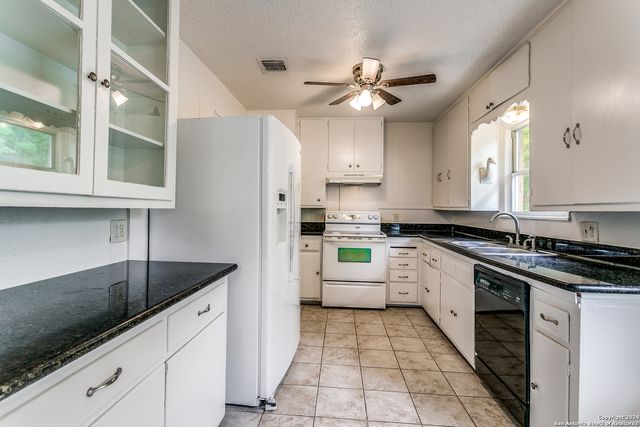 341 TUTTLE RD, Terrell Hills, TX 78209