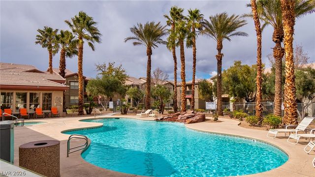 8000 BADURA Avenue 1137, Las Vegas, NV 89113