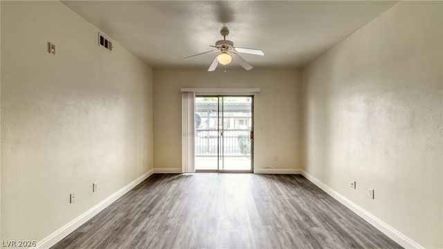 8000 BADURA Avenue 1137, Las Vegas, NV 89113