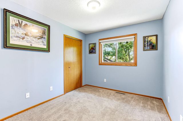 11831 Kerry Street NW, Coon Rapids, MN 55433