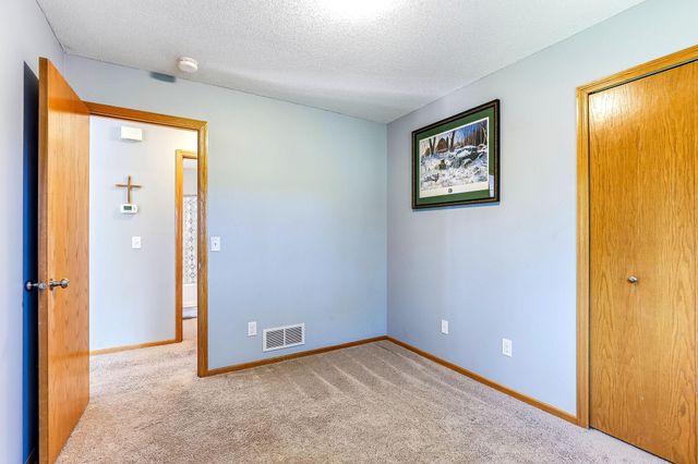 11831 Kerry Street NW, Coon Rapids, MN 55433