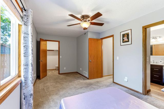 11831 Kerry Street NW, Coon Rapids, MN 55433