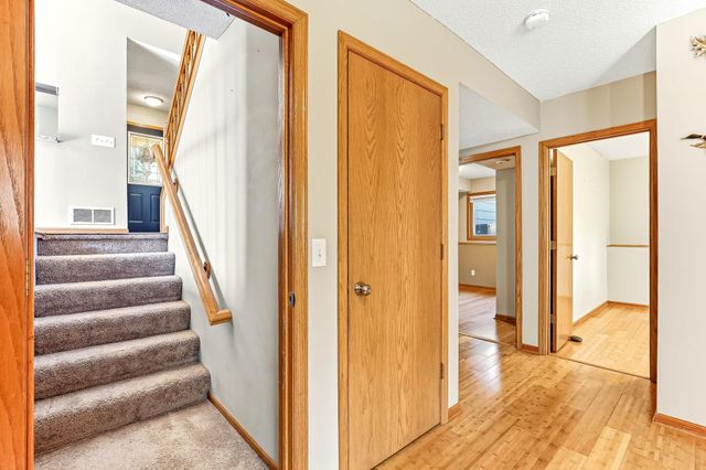 11831 Kerry Street NW, Coon Rapids, MN 55433