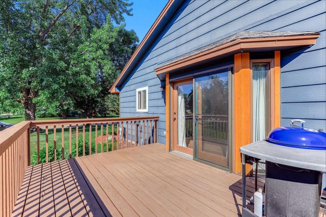 11831 Kerry Street NW, Coon Rapids, MN 55433