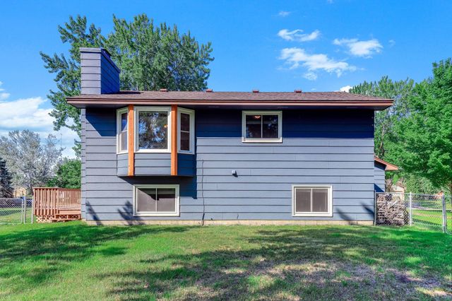 11831 Kerry Street NW, Coon Rapids, MN 55433