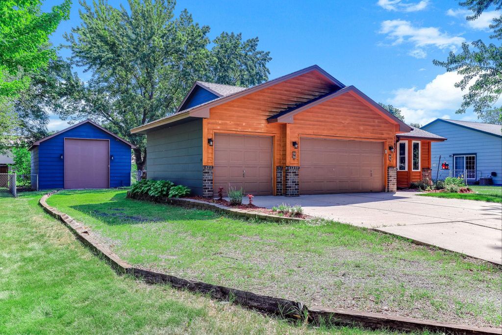11831 Kerry Street NW, Coon Rapids, MN 55433 — photo 3