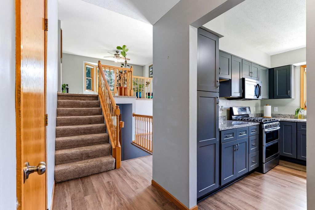 11831 Kerry Street NW, Coon Rapids, MN 55433 — photo 5