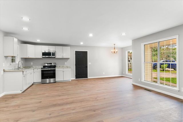629 Mahogany Lane, Dalton, GA 30721