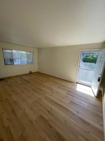 4418 Hamilton, San Jose, CA 95130