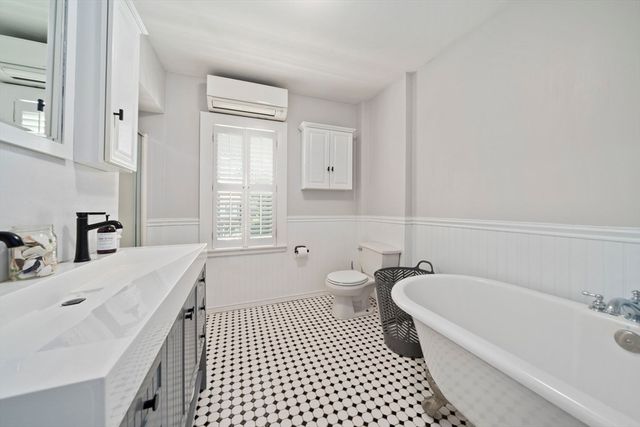41 Theresa Rd, Quincy, MA 02169