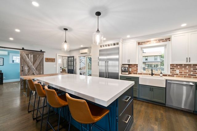 41 Theresa Rd, Quincy, MA 02169