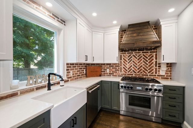 41 Theresa Rd, Quincy, MA 02169