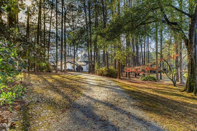 177 Cross Country Lane, Southern Pines, NC 28387
