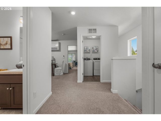 21662 Sw BERKSHIRE Ter, Sherwood, OR 97140