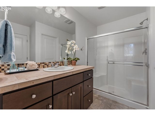 21662 Sw BERKSHIRE Ter, Sherwood, OR 97140