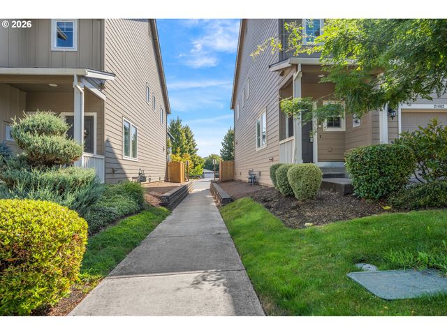 21662 Sw BERKSHIRE Ter, Sherwood, OR 97140