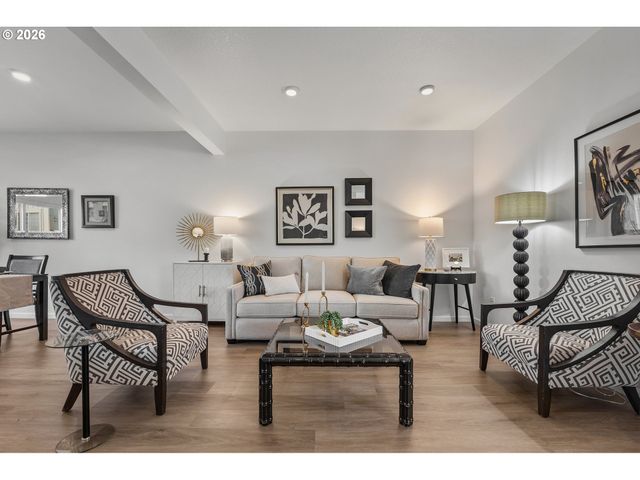 21662 Sw BERKSHIRE Ter, Sherwood, OR 97140