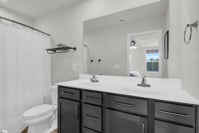 239 Burr Oak Lane, Piedmont, SC 29673