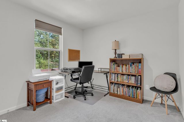 239 Burr Oak Lane, Piedmont, SC 29673