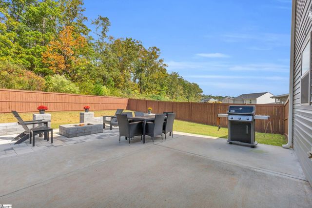 239 Burr Oak Lane, Piedmont, SC 29673