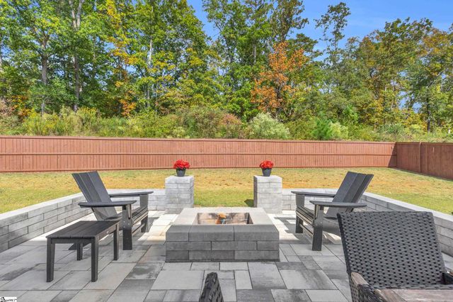 239 Burr Oak Lane, Piedmont, SC 29673