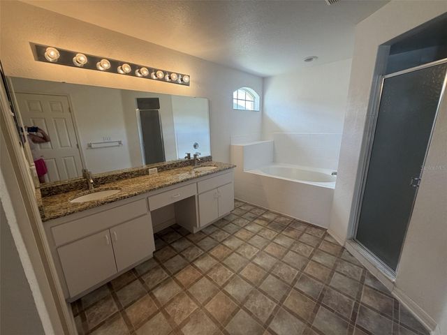 7002 SUMMIT CIRCLE, Winter Haven, FL 33884