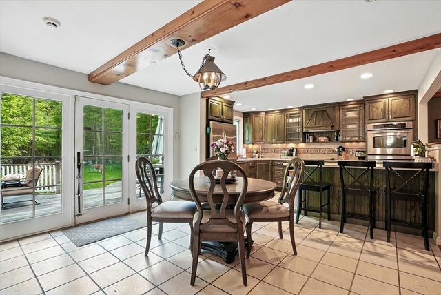 56 Grafton Rd, Upton, MA 01568