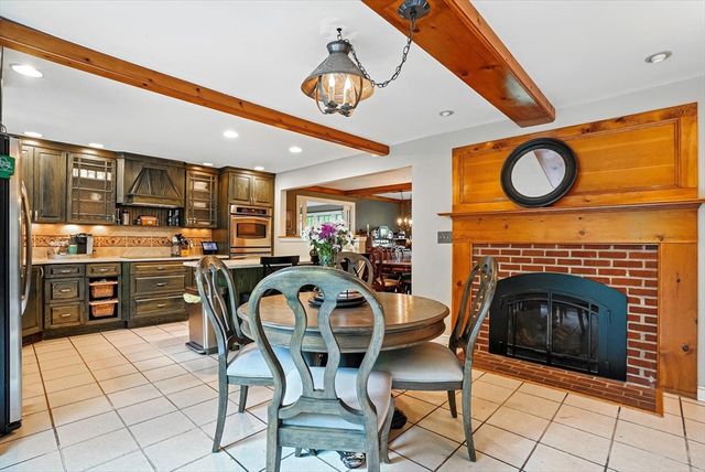 56 Grafton Rd, Upton, MA 01568