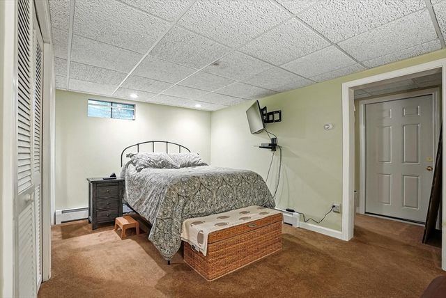 56 Grafton Rd, Upton, MA 01568