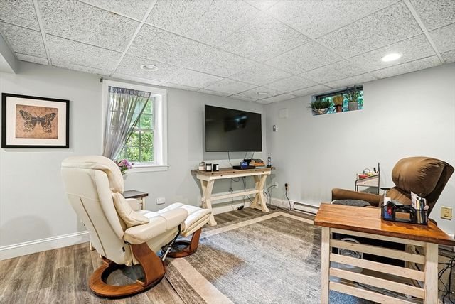 56 Grafton Rd, Upton, MA 01568
