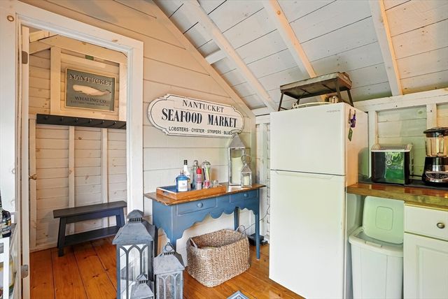 56 Grafton Rd, Upton, MA 01568
