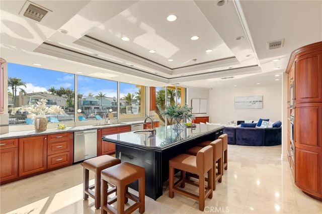 16181 Santa Barbara Lane, Huntington Beach, CA 92649