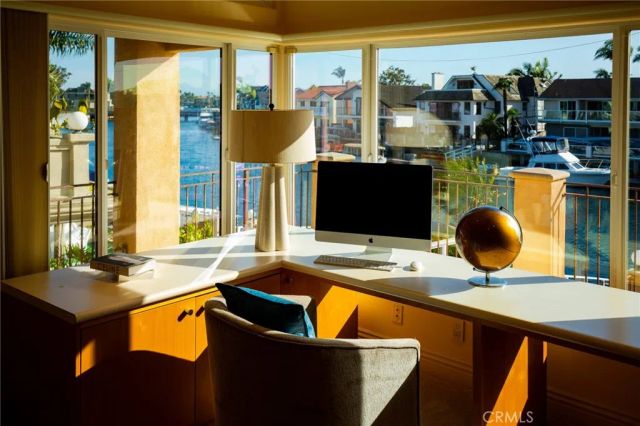 16181 Santa Barbara Lane, Huntington Beach, CA 92649