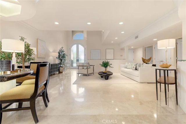 16181 Santa Barbara Lane, Huntington Beach, CA 92649