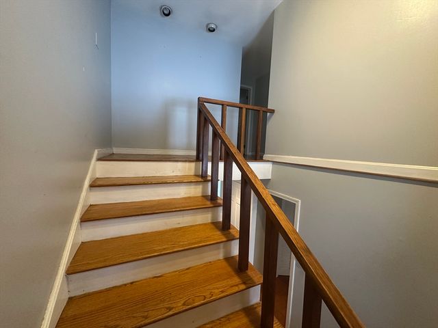 87 Phelps St 87, Marlborough, MA 01752