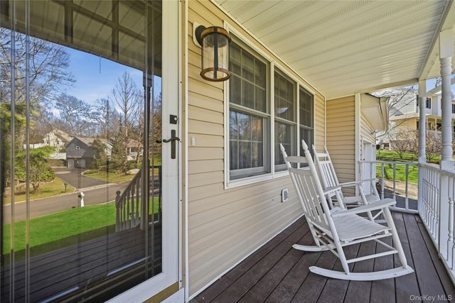 205 Great Rock Drive, Wading River, NY 11792