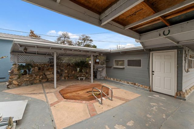 1329 E Princeton Avenue, Fresno, CA 93704