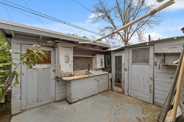 1329 E Princeton Avenue, Fresno, CA 93704