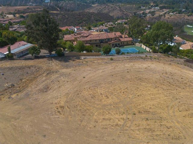 Artesian Rd Camino Lima, San Diego, CA 92127