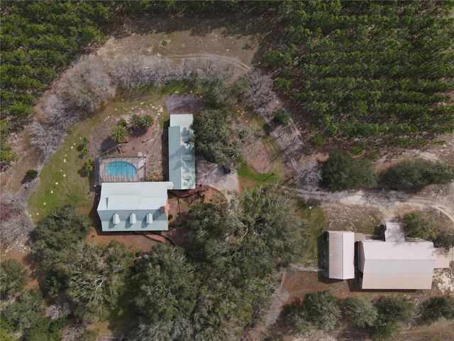272 NE COUNTY ROAD 337, Trenton, FL 32693