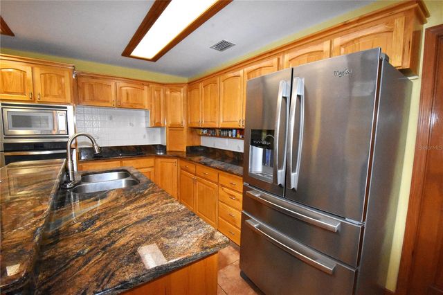 272 NE COUNTY ROAD 337, Trenton, FL 32693