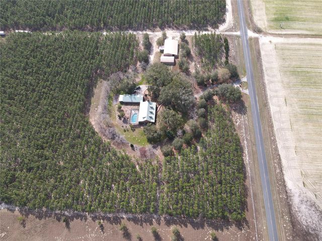 272 NE COUNTY ROAD 337, Trenton, FL 32693