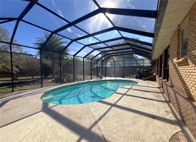 272 NE COUNTY ROAD 337, Trenton, FL 32693