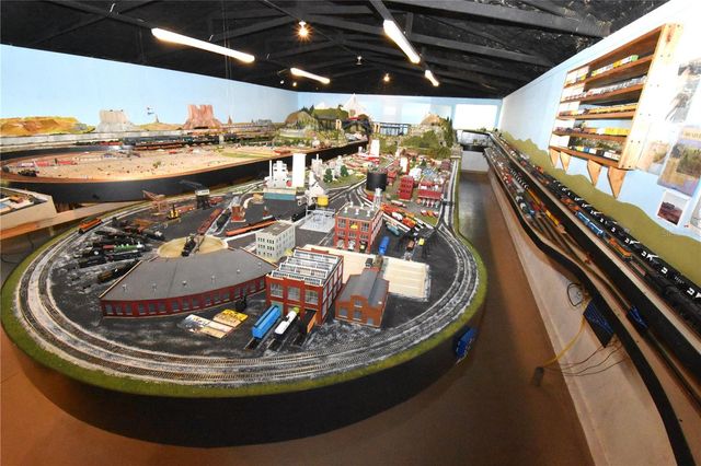 272 NE COUNTY ROAD 337, Trenton, FL 32693