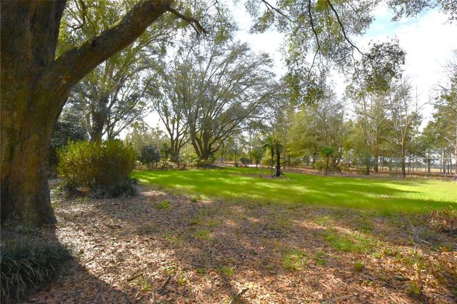 272 NE COUNTY ROAD 337, Trenton, FL 32693