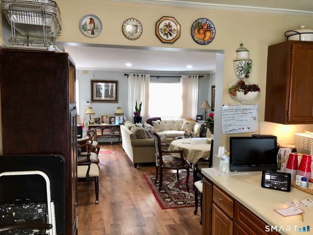 30 Yarrington Court 30, Bridgeport, CT 06607