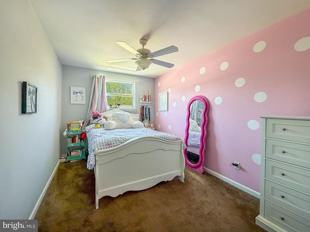 9015 CLOVERLY RD, Philadelphia, PA 19136
