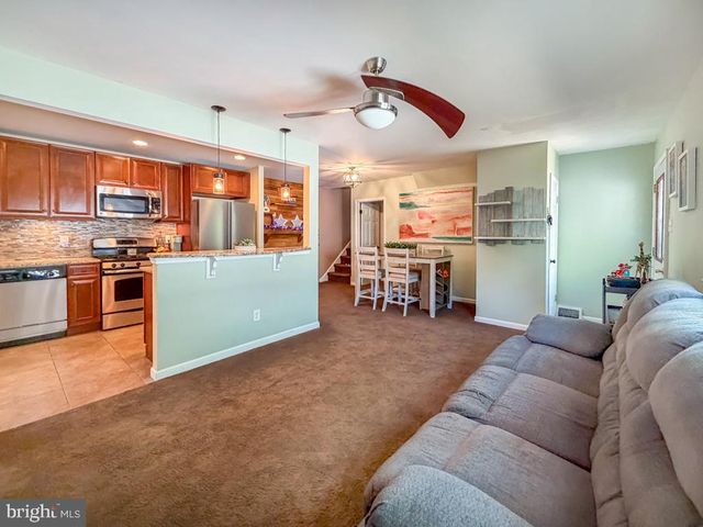 9015 CLOVERLY RD, Philadelphia, PA 19136