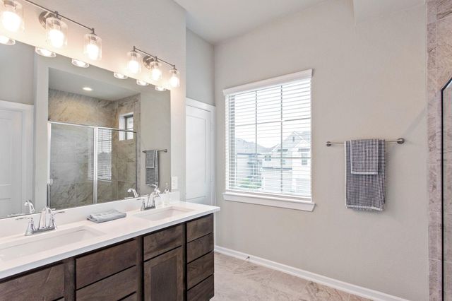 1531 Rustling Creek Drive, Missouri City, TX 77459
