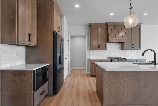 340 BAYWOOD TRAIL, Green Bay, WI 54311